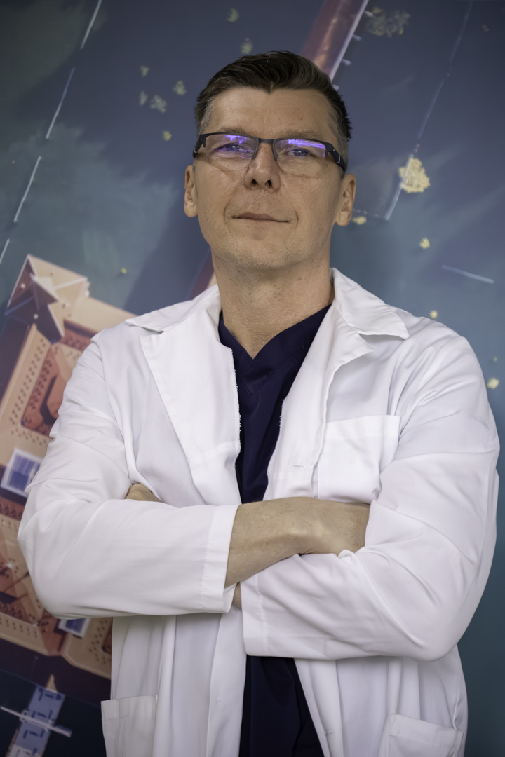 Dr. Csőre Gyula