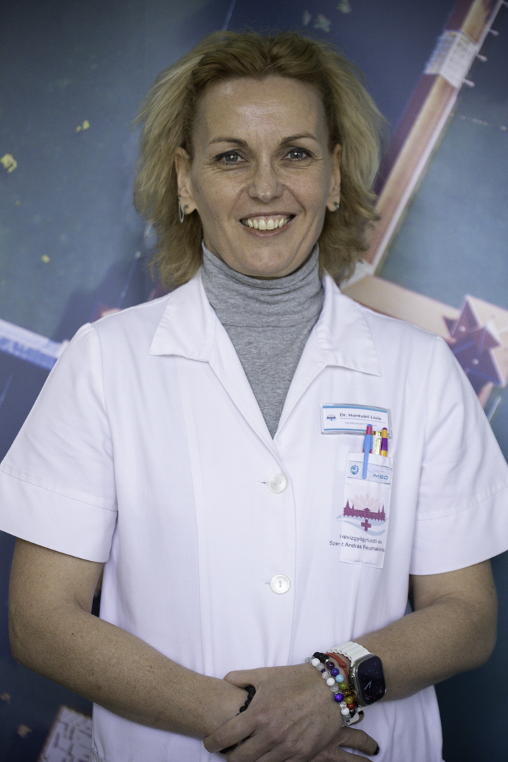 Dr. Hontvári Lívia