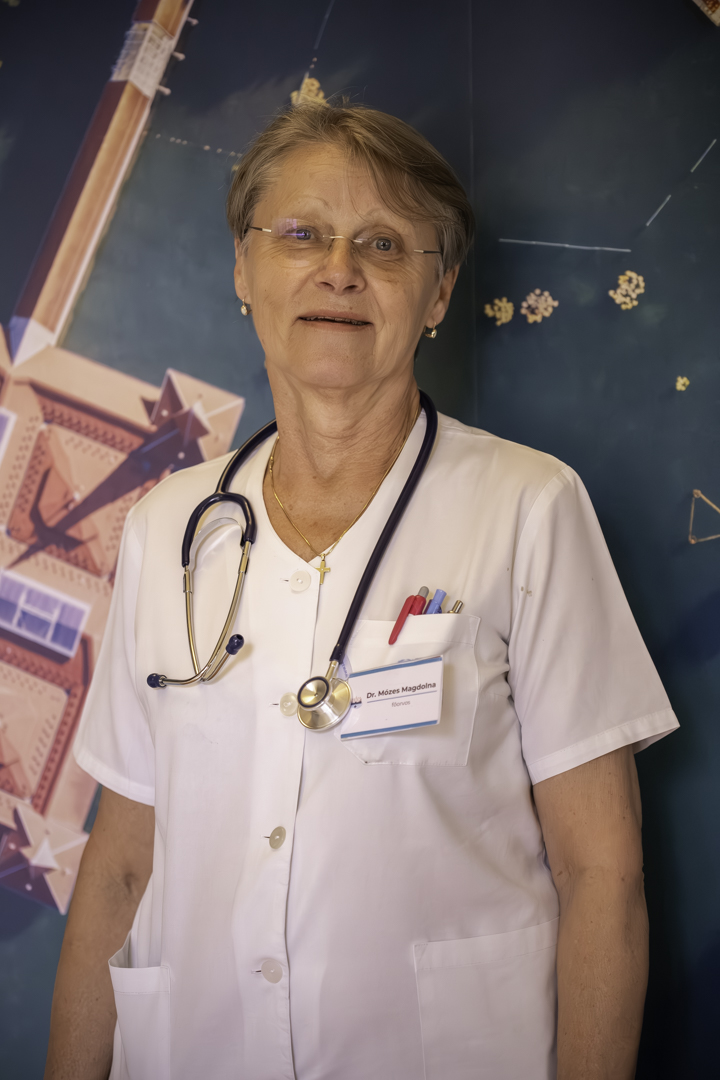 Dr. Mózes Magdolna