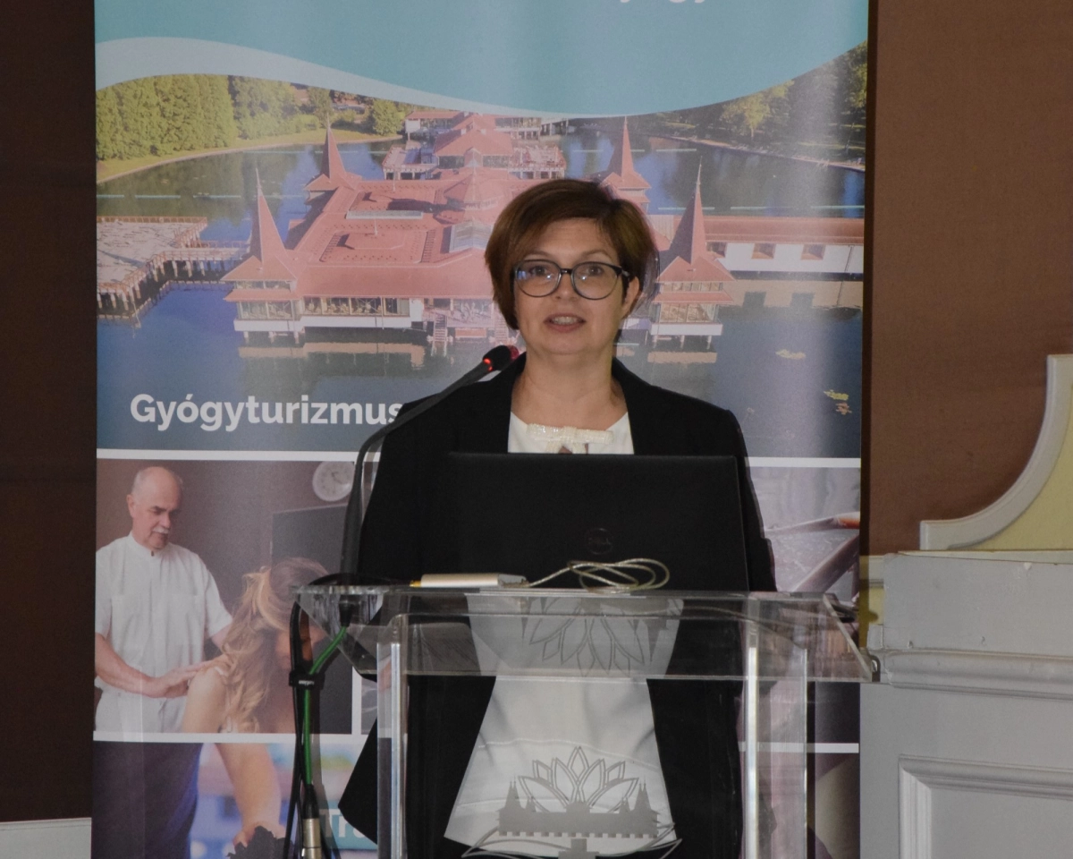 Hévíz-Balaton Kutatóműhely - Dr. Erőss Anita (Eötvös Loránd Tudományegyetem)