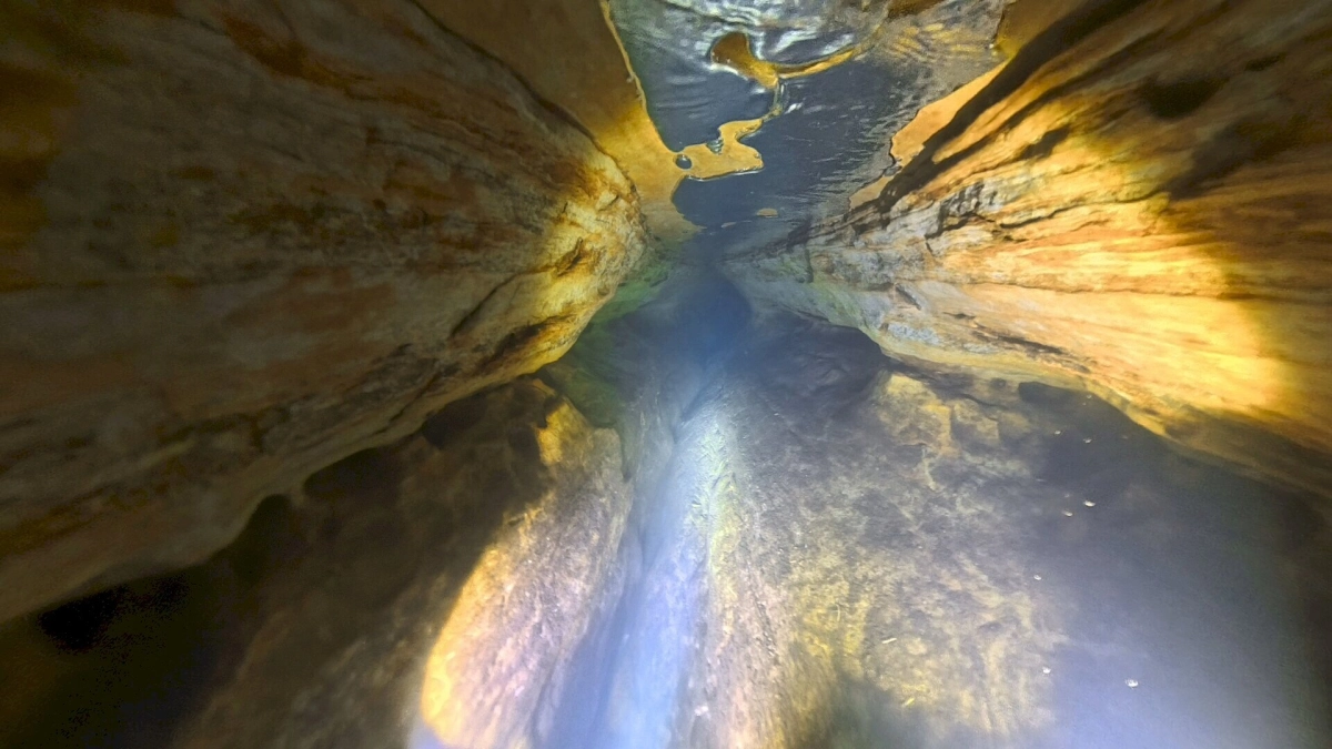 Pletykapad alatti 2. számú barlang_2 (Fotó: Sinka Gábor/BfNPI)