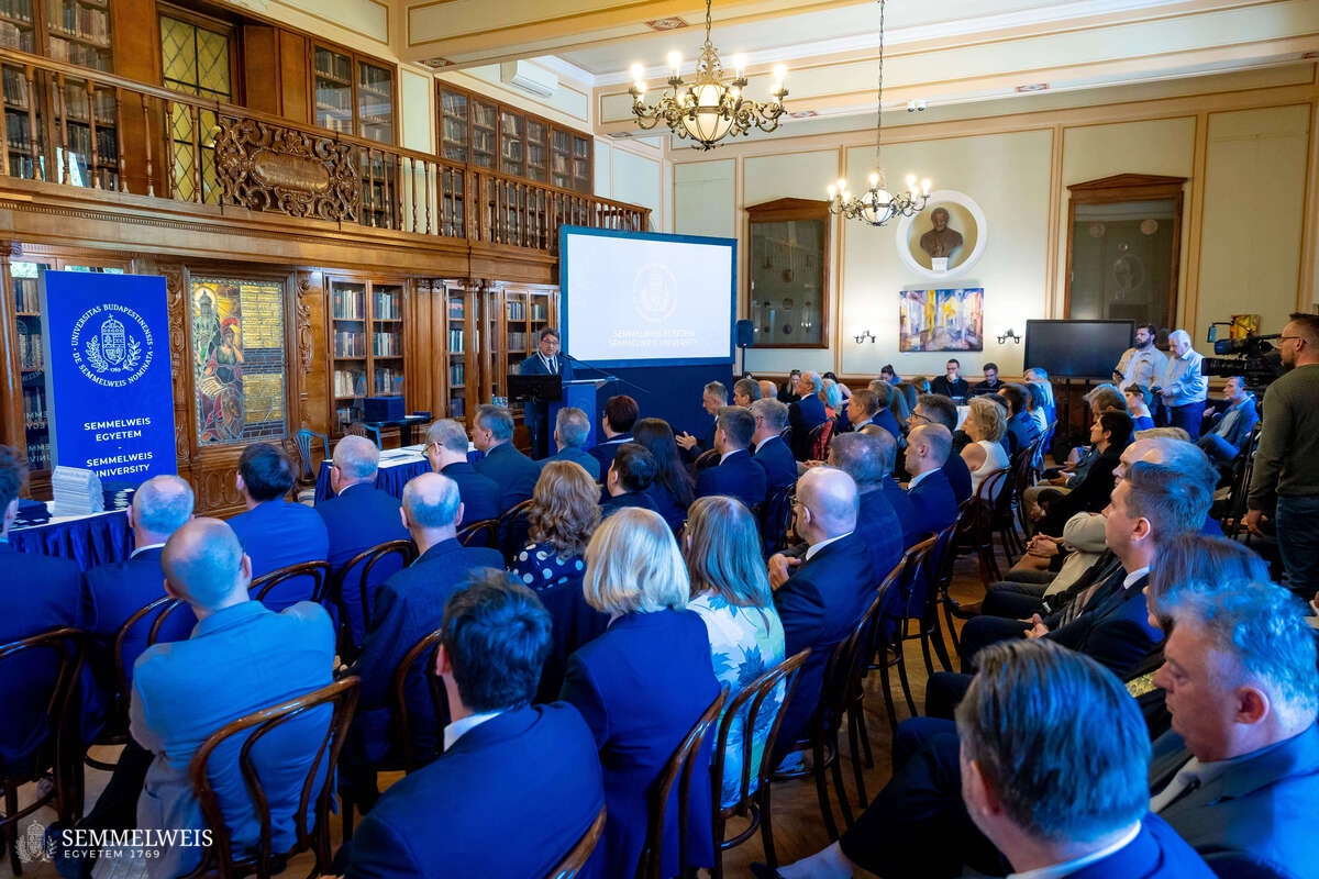 A hazai egészségügyi ellátórendszer szereplőivel aláírt együttműködés erősíti az orvosi-kutatói utánpótlást